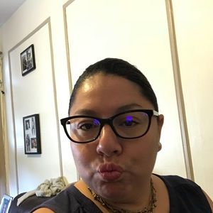 Meet your Posher, Ivonne